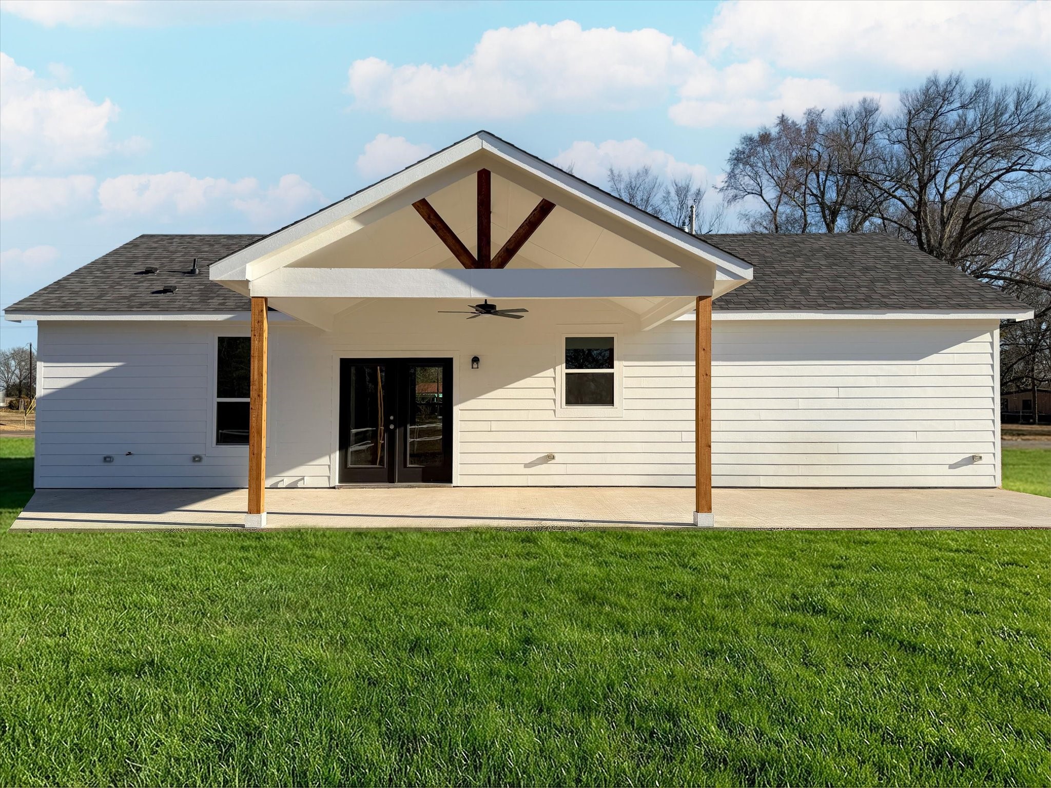 New 3 BR 2 Bath 1341 Sq Ft – Emory, TX